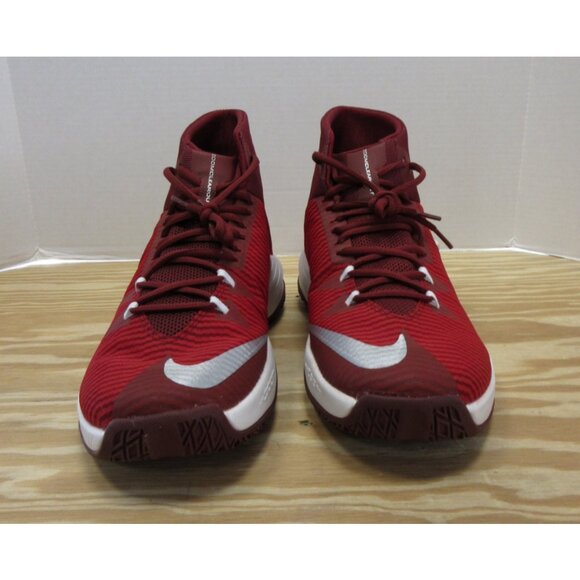 Nike Zoom Clear Out Sneakers 13.5 Basketball TB 2016 High Top New In Box main image 13